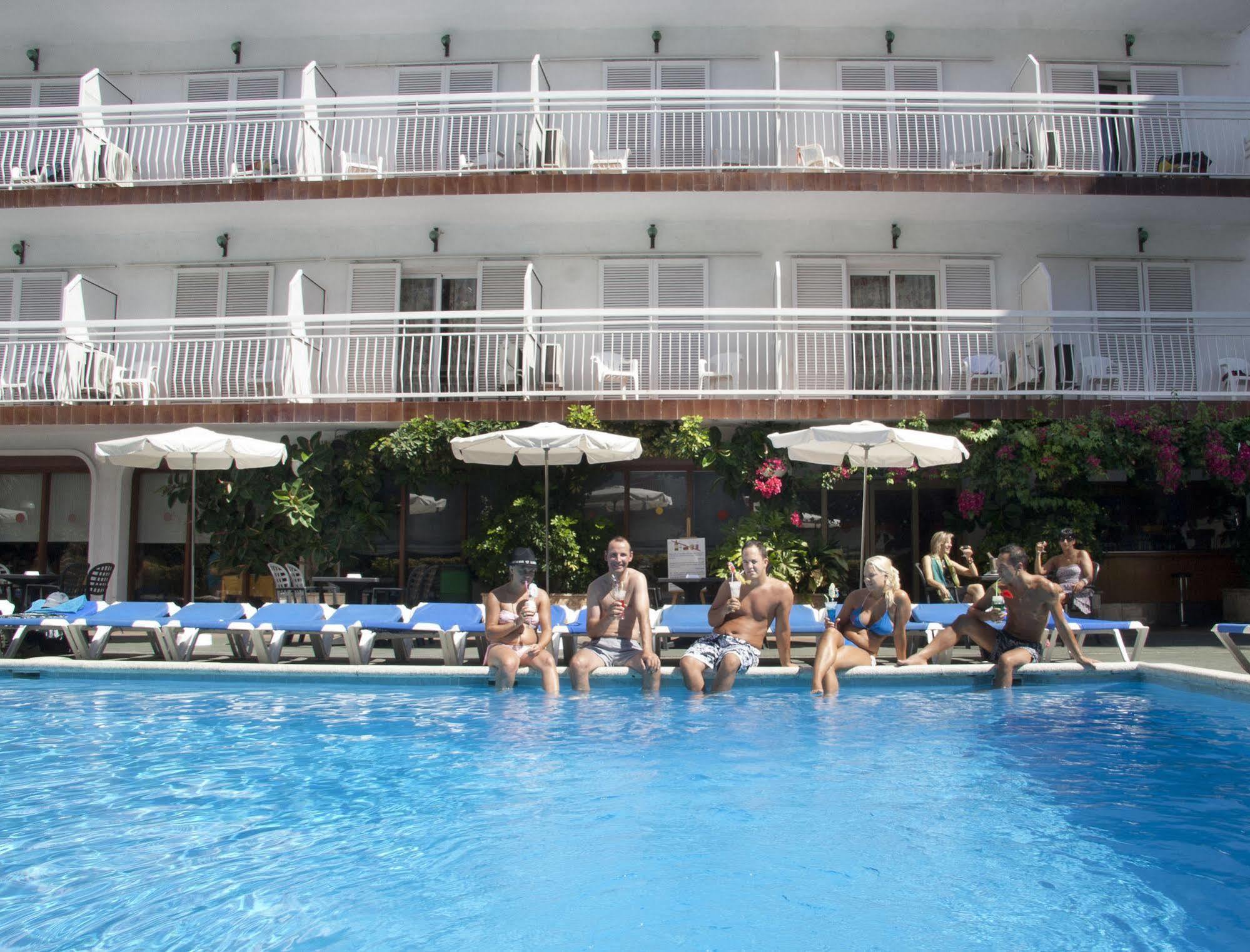 Hotel Garbi Park & Aquasplash Lloret de Mar Luaran gambar